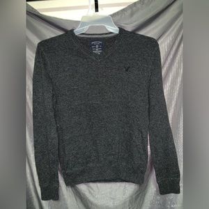 Men’s American Eagle V-Neck Sweater new WITHOUT tags